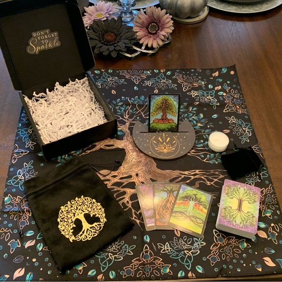 Tarot Card Gift Set - Picture 1 of 4